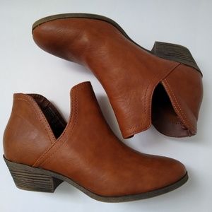 NEW Ankle Booties Size 8.5